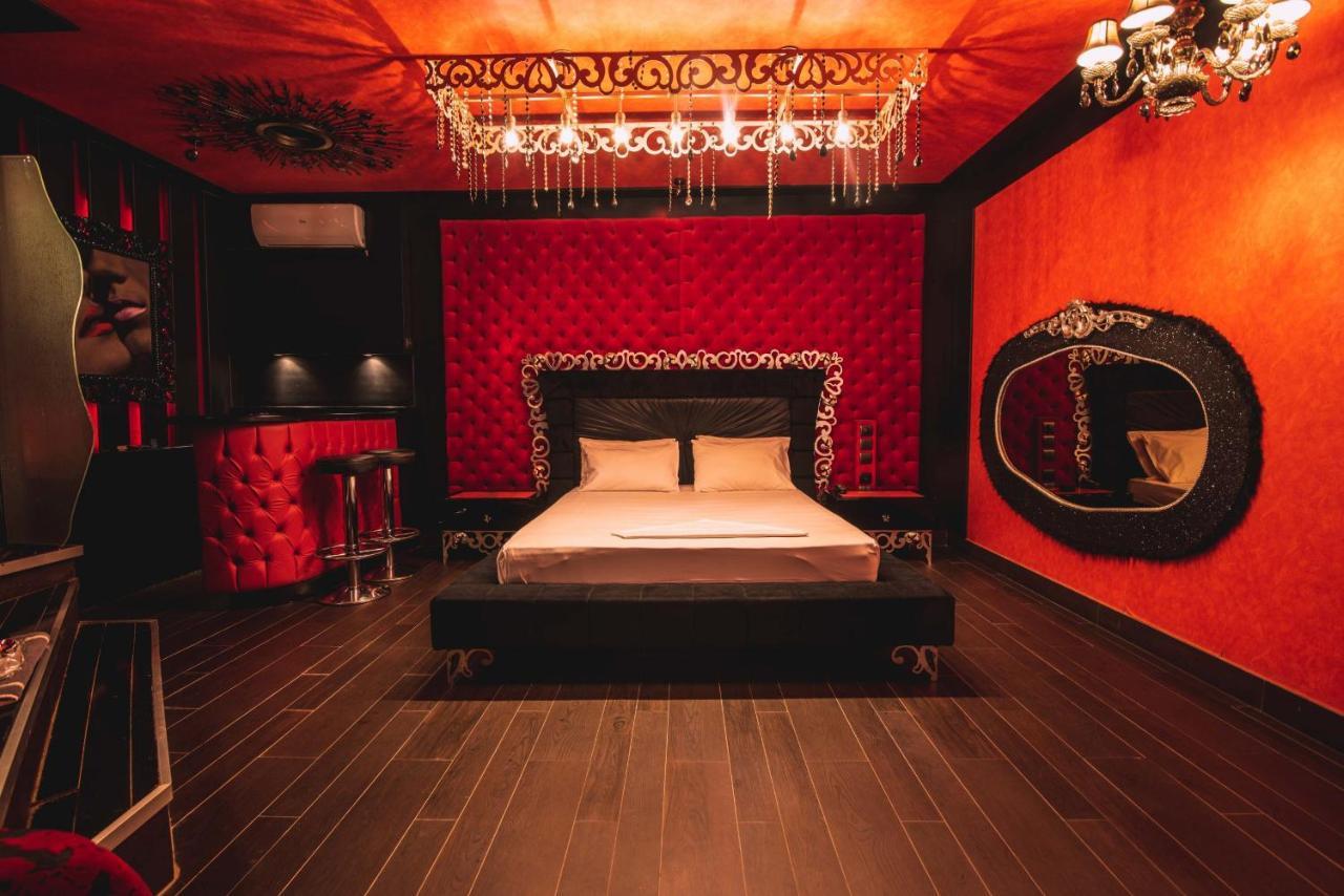 Ruby Rooms Kifisia - Adults Only เอเธนส์ ภายนอก รูปภาพ