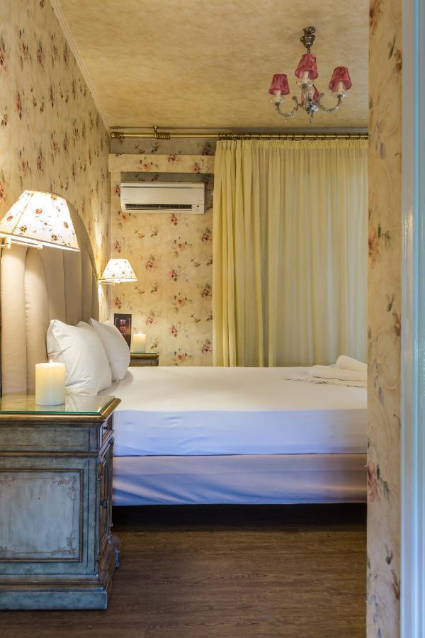 Ruby Rooms Kifisia - Adults Only เอเธนส์ ภายนอก รูปภาพ