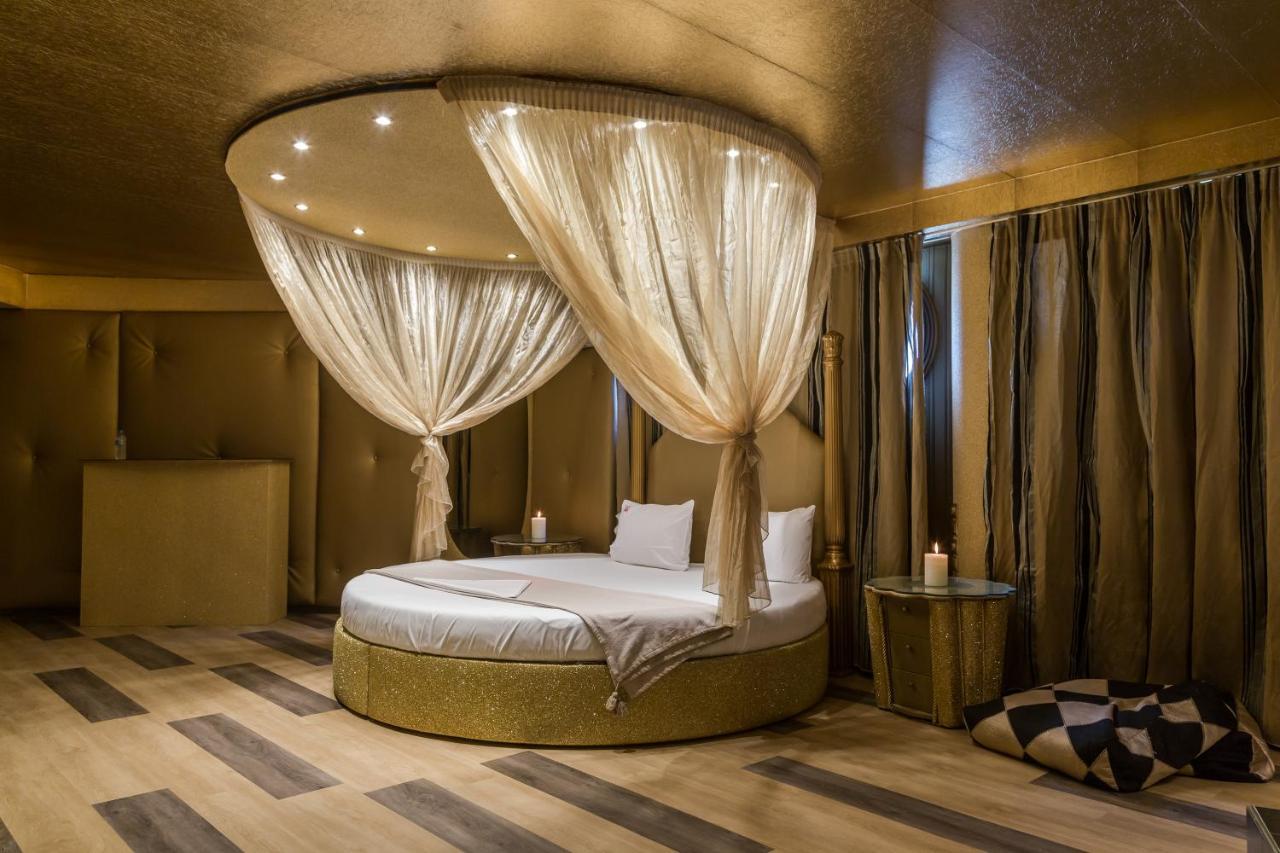Ruby Rooms Kifisia - Adults Only เอเธนส์ ภายนอก รูปภาพ